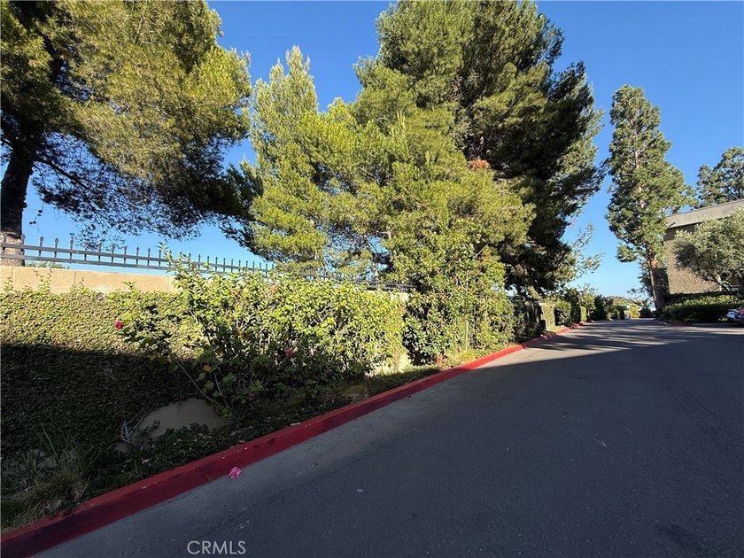 Welcome to Stoney Brook Villas, one of East Long Beach's most - photo 18