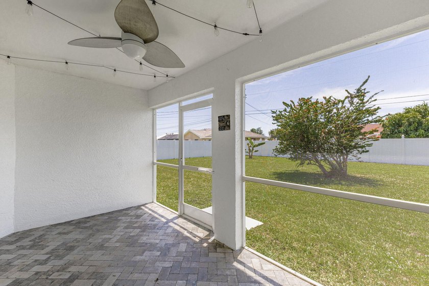 Beautifully updated home in desirable SE Cape Coral w/NO HOA! - photo 33