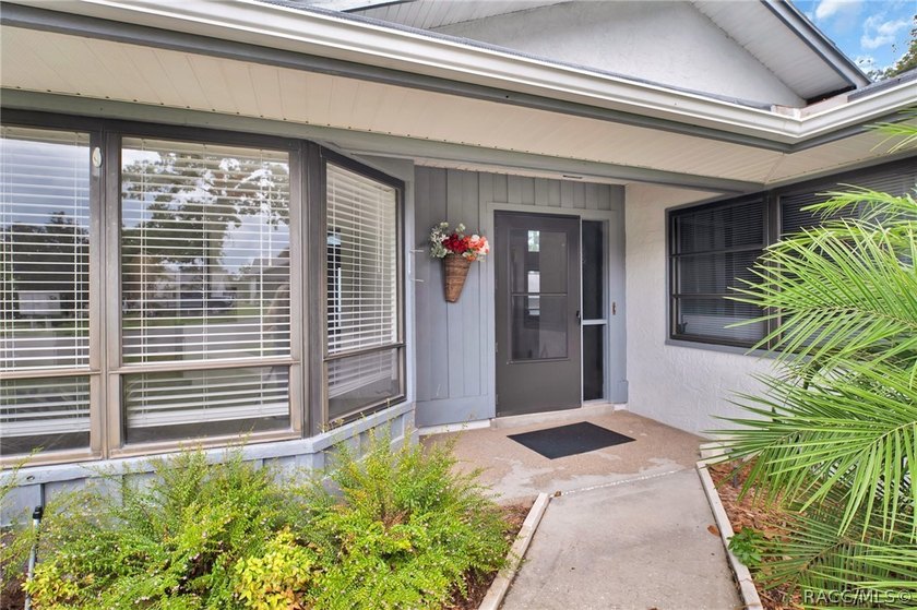 Location! Location! Location for this 2 bedroom 2 bath Oakleaf - photo 3