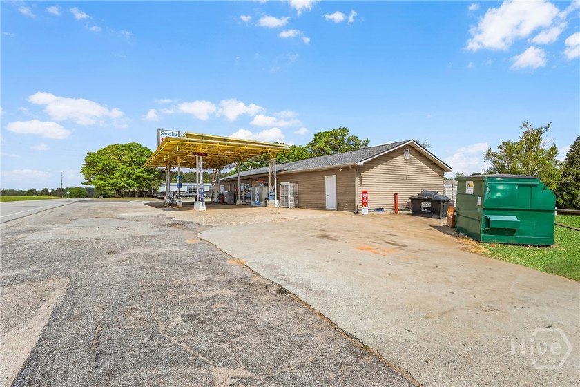 Located just off Interstate 20 in Buckhead, GA near Lake Oconee - photo 7