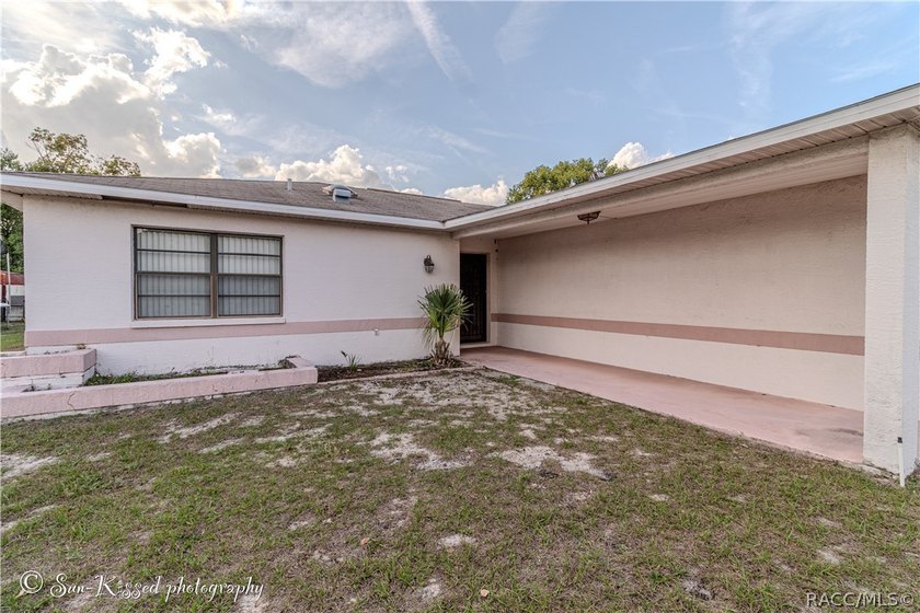 BACK ON THE MARKET! FINANCING FELL THROUGH! Opportunity is - photo 3