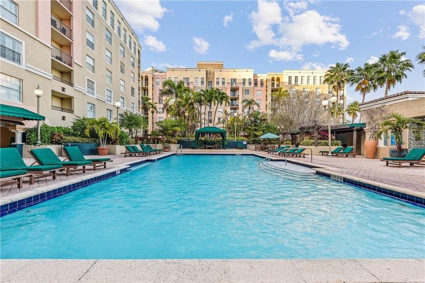 Beautifully Remodeled Corner Unit - Close to Las Olas The - photo 36