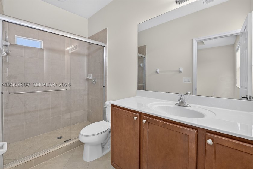 Welcome to this well maintained 2-bedroom, 2.5-bath townhouse in - photo 10