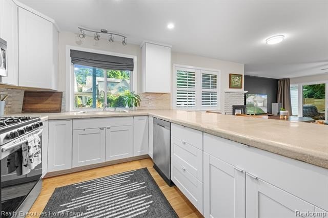 Location, location, location! Just two blocks from beautiful - photo 9