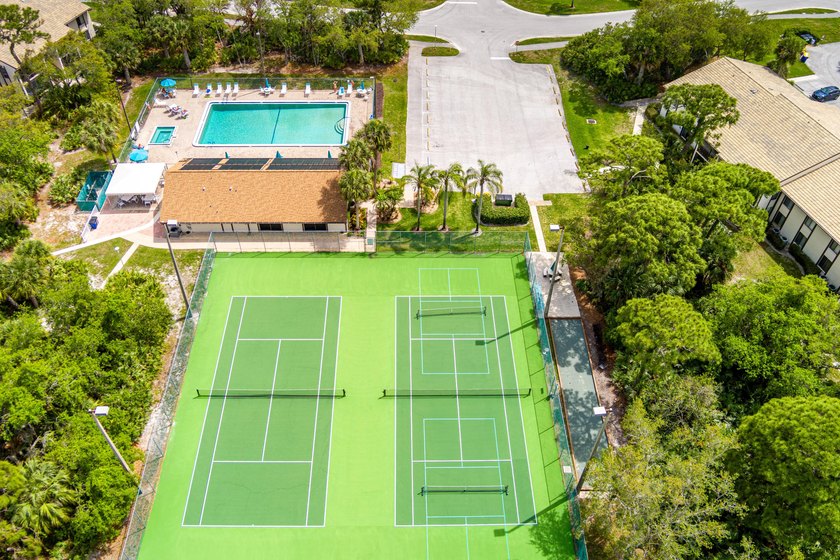 Tastefully updated 1BR/1BA condo in the gated community of Pine - photo 33