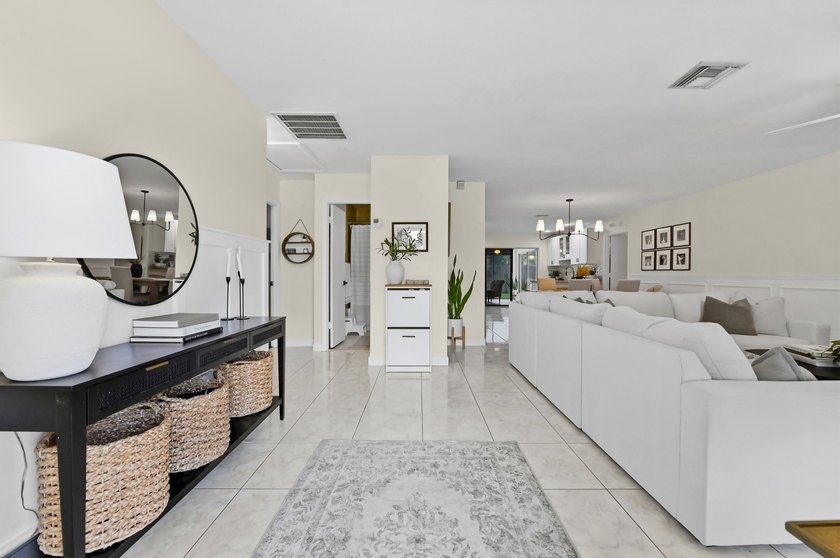 Welcome to 4732 Carthage Circle South, a charming three-bedroom - photo 5