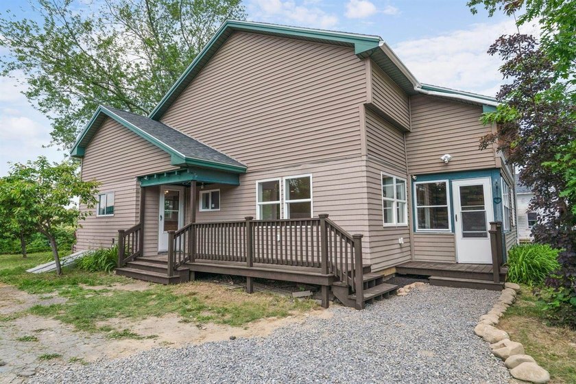 Experience the beauty of life on the Penobscot River from this - photo 21