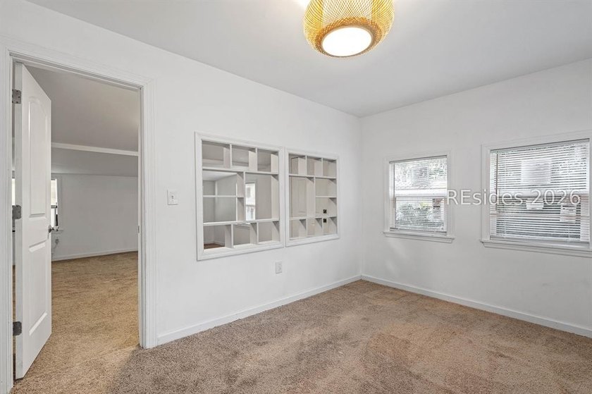 Welcome to your newly renovated haven in the highly sought-after - photo 35
