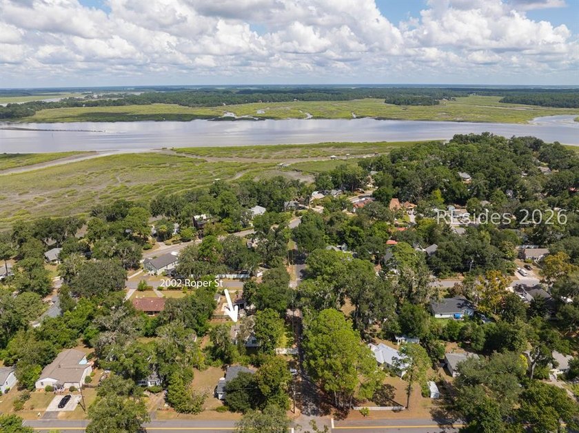 Welcome to your newly renovated haven in the highly sought-after - photo 48