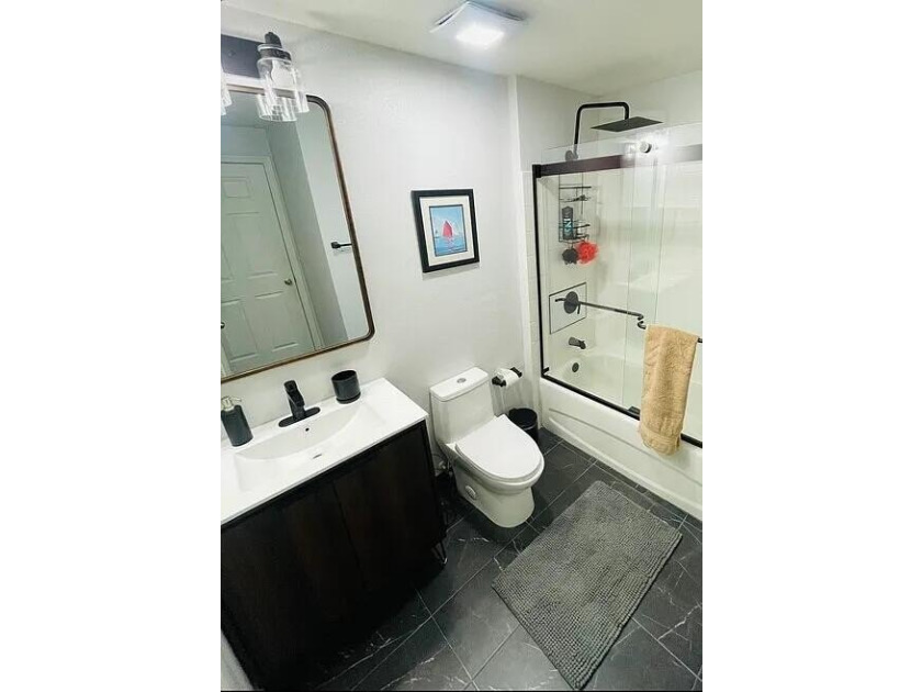 Investor's Dream in the Heart of Fort Lauderdale. No rental - photo 4