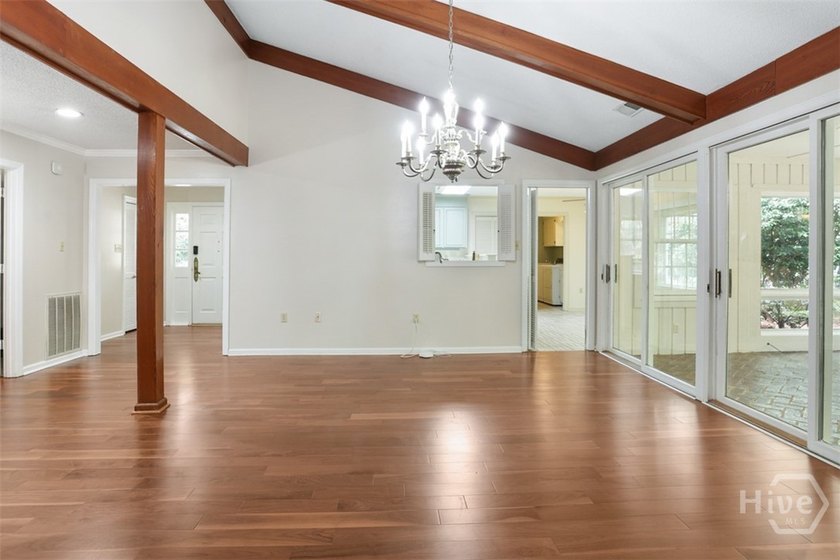 Welcome to this beautiful, spacious home in the prestigious - photo 7
