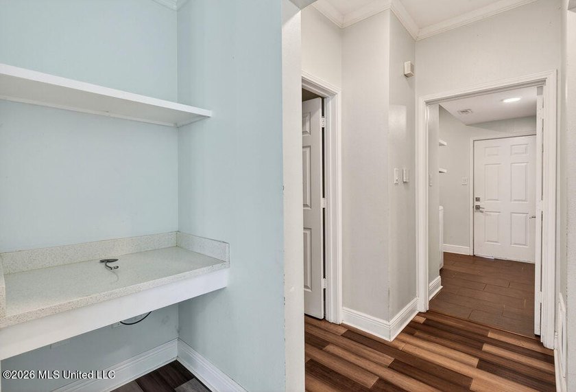 Welcome to Legacy Villas! This well-maintained 3-bedroom, 2-bath - photo 17