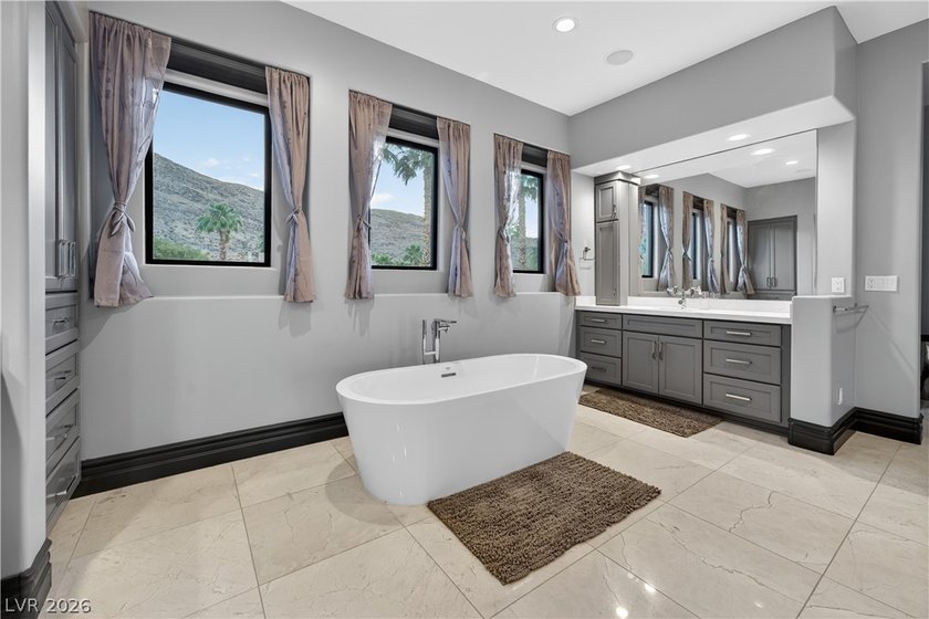 SPECTACULAR 180 PANORAMIC VIEWS in the triple gated THE VISTAS - photo 26