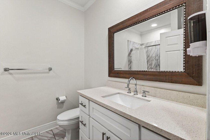 Welcome to Legacy Villas! This well-maintained 3-bedroom, 2-bath - photo 30