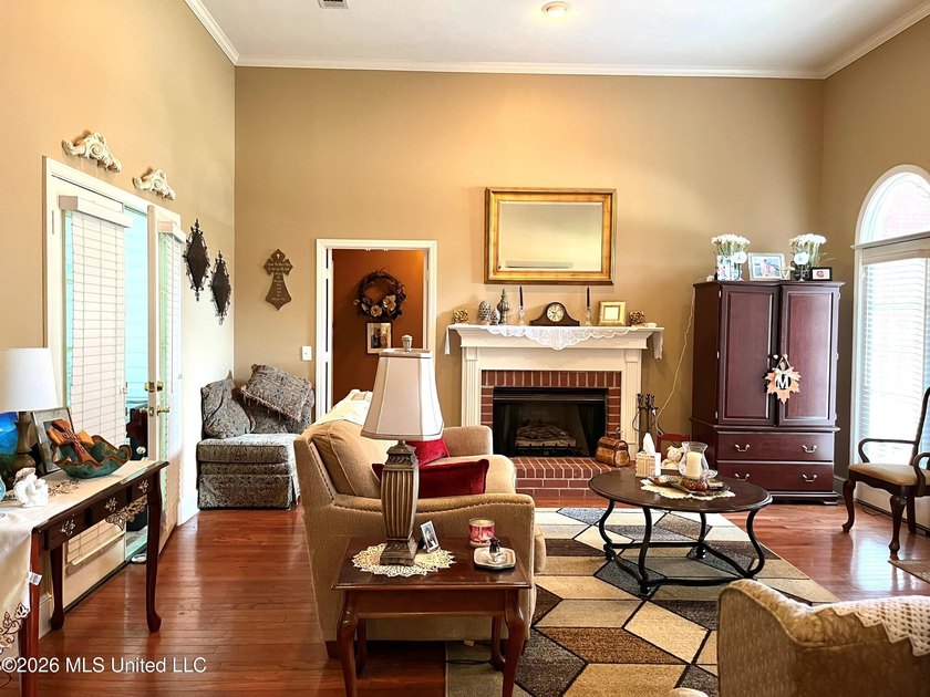 This property has so much to offer: a spacious cul-de-sac lot - photo 4