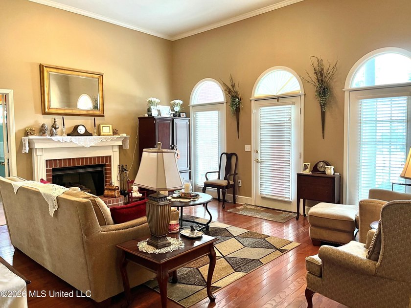This property has so much to offer: a spacious cul-de-sac lot - photo 6