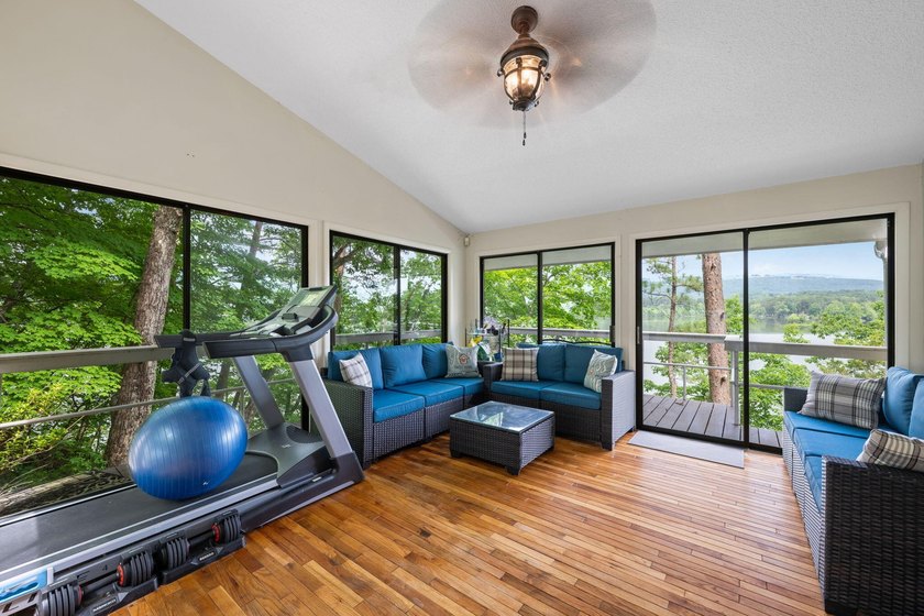 Vacation every day from your own waterfront retreat! Relax, fish - photo 36