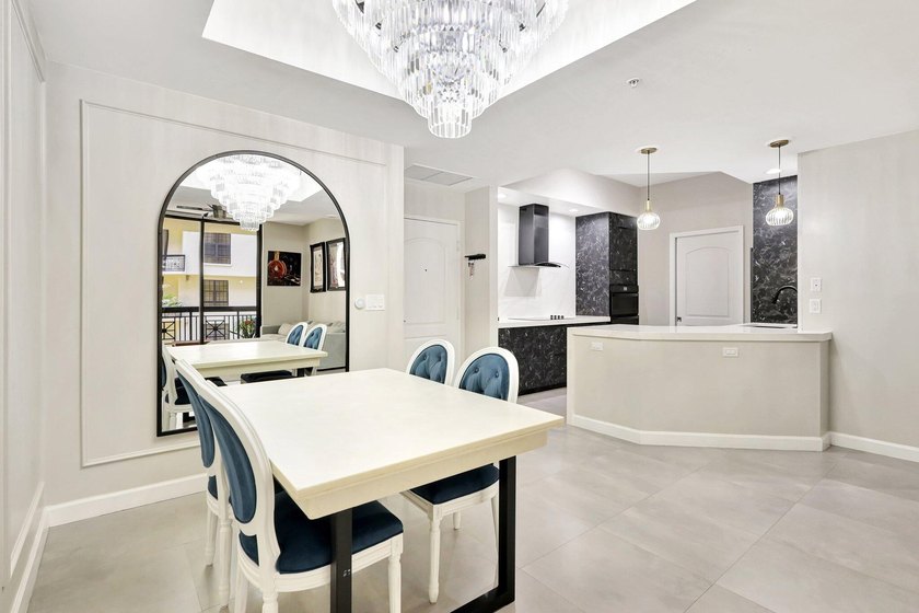 Experience unparalleled luxury in the heart of downtown City - photo 7