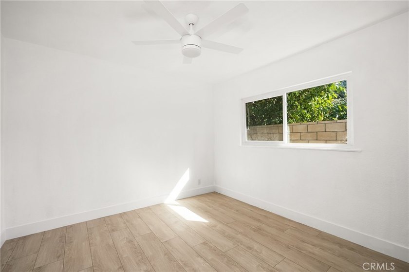 Excellent opportunity to acquire a well-maintained, fully leased - photo 19