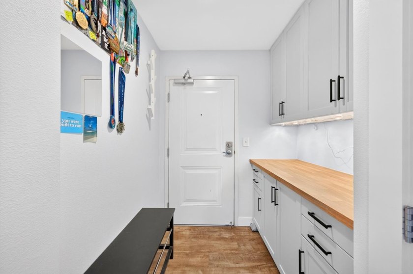Downtown San Jose Gem! One of the largest 1-bedroom floor plans - photo 3