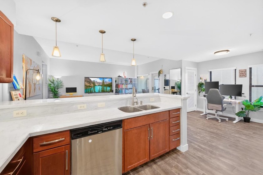 Downtown San Jose Gem! One of the largest 1-bedroom floor plans - photo 6