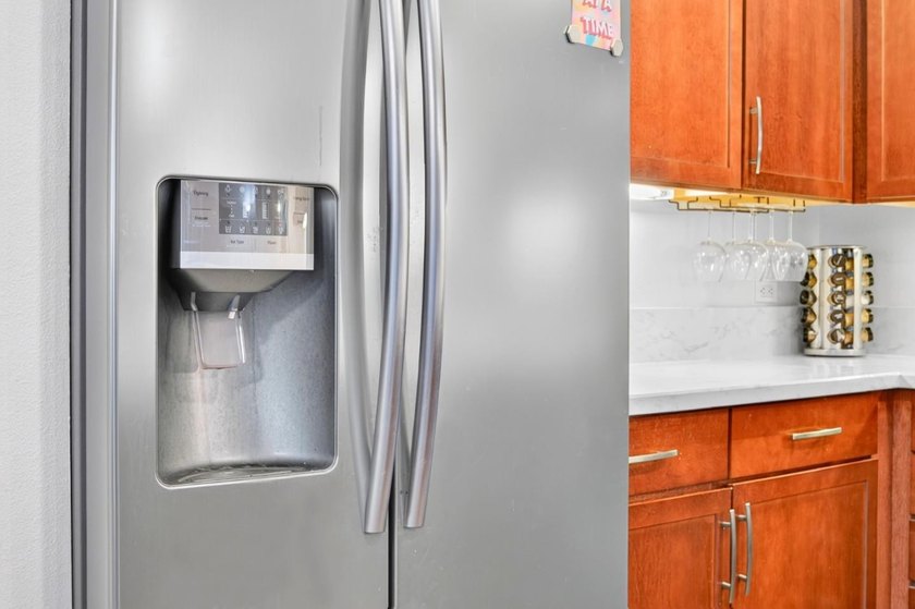 Downtown San Jose Gem! One of the largest 1-bedroom floor plans - photo 7
