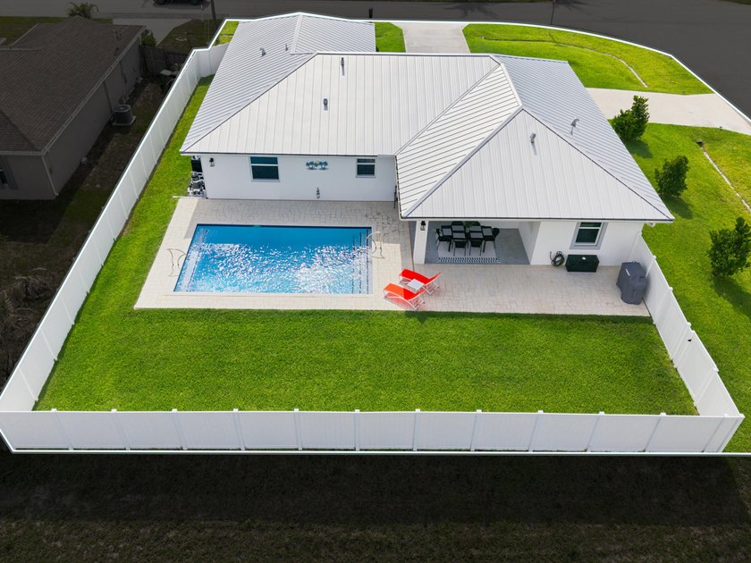 Luxury Inspired Living with Resort-Style Amenities near - photo 8