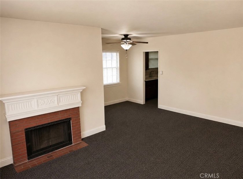 Located in the heart of the highly desirable Plaza neighborhood - photo 7