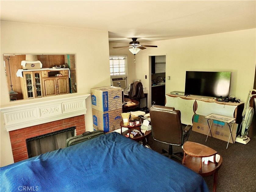 Located in the heart of the highly desirable Plaza neighborhood - photo 8