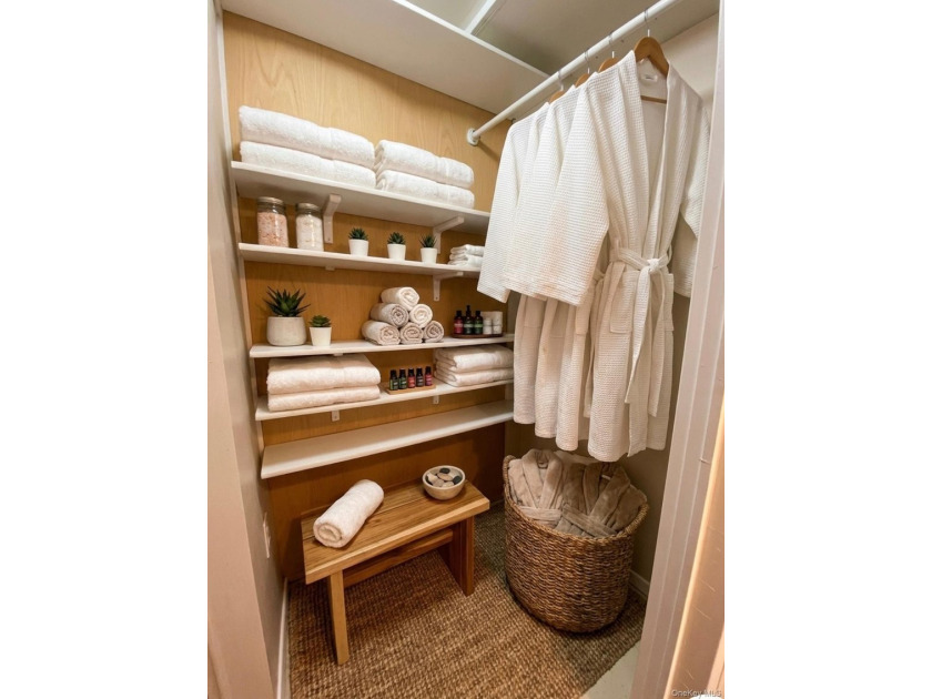 This Amazing Alcove Studio, is Nestled within the Iconic Kennedy - photo 11