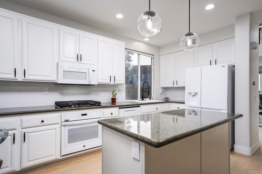 Welcome to the highly sought-after Bridgeport community in - photo 11