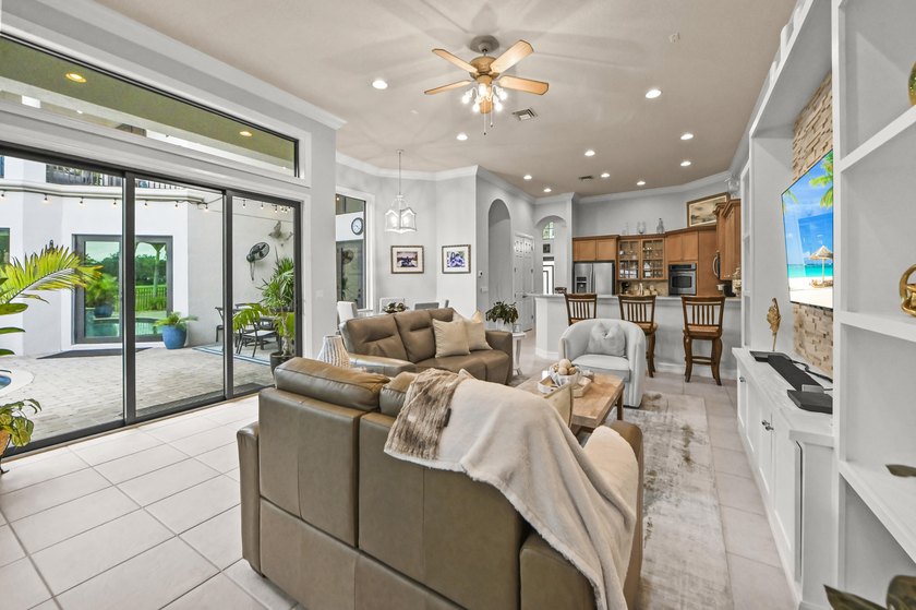 Welcome to this exceptional Toll Brothers 4-bedroom, 4 - photo 21