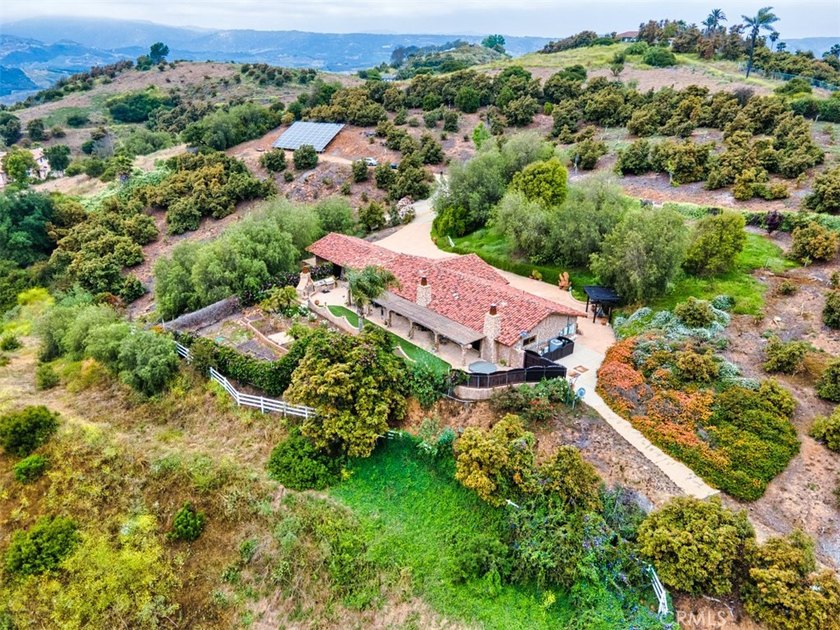 Beautiful one-story home in De Luz, total lot area of 27+ acres - photo 29