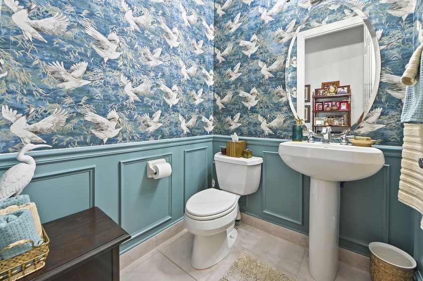 Welcome to this exceptional Toll Brothers 4-bedroom, 4 - photo 32