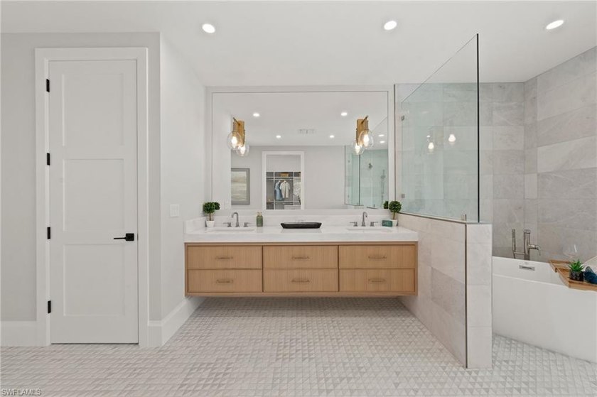 Welcome to 207 Monterey Drive, a completely renovated residence - photo 21