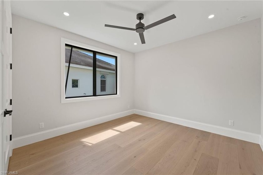 Welcome to 207 Monterey Drive, a completely renovated residence - photo 28