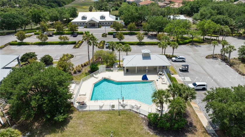 Welcome to the gated community of Bobcat Trail. Here you will - photo 46