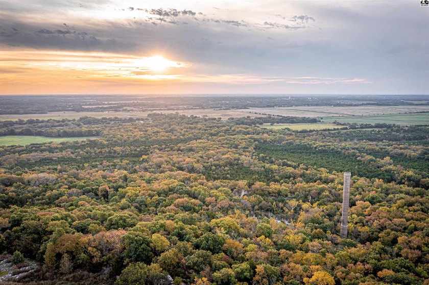Just outside of Independence, Kansas sits 286+/- acre timber and - photo 3