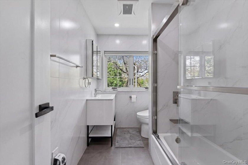 Welcome to this beautifully remodeled single-family home in the - photo 11