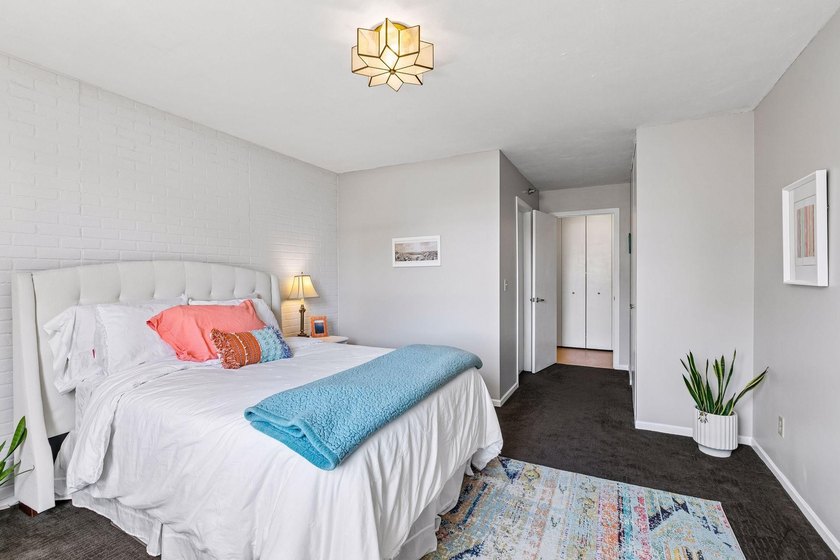 Enjoy sunny South-facing skyline views from this beautifully - photo 19