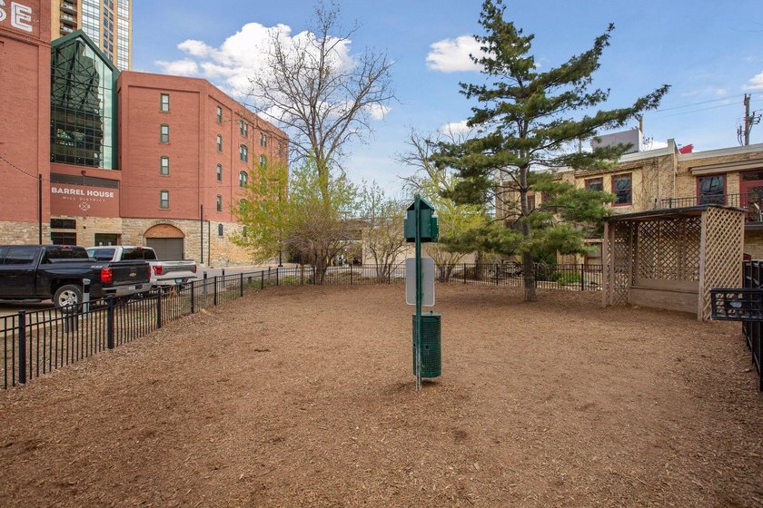Enjoy sunny South-facing skyline views from this beautifully - photo 45