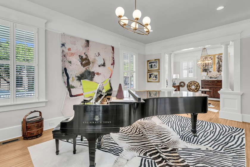 Price Reduction !!! A rare and unique opportunity. This historic - photo 14