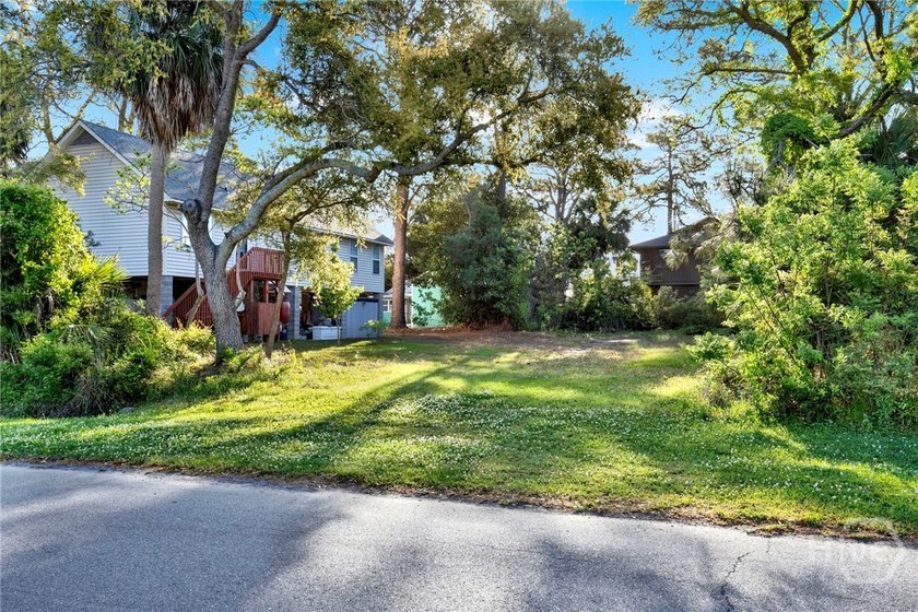 Build your coastal dream on Tybee Island. This 64 x 110 lot sits - photo 3