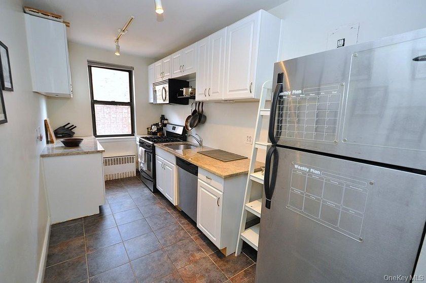 Only 10% down for this Stunning Renovated Co-op Studio Close to - photo 12