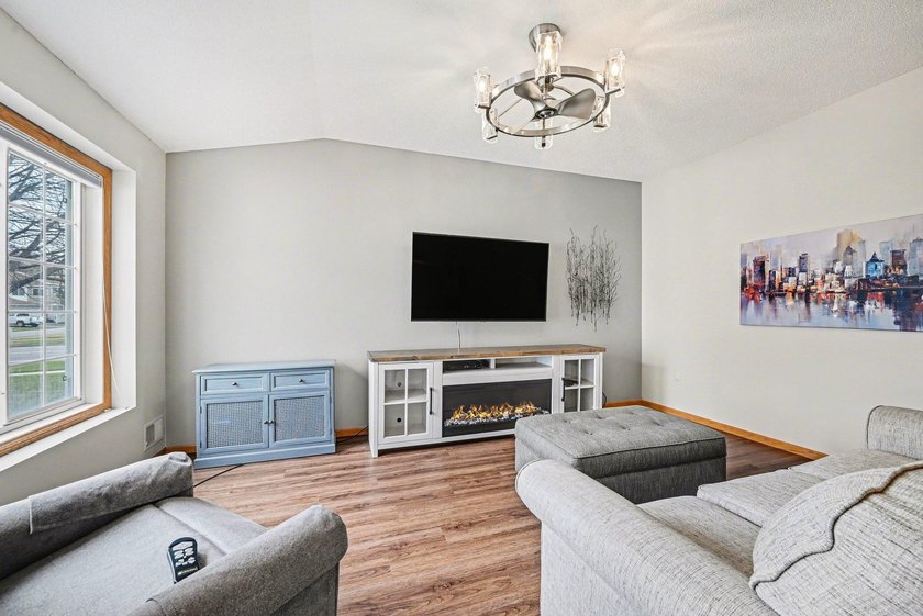 Tasteful and sharp one-level end-unit in the heart of Apple - photo 6