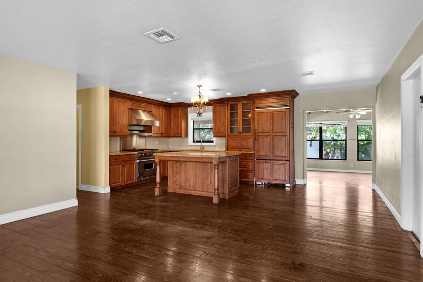 Welcome to this charming 3-bedroom, 2-bath home in the desirable - photo 5