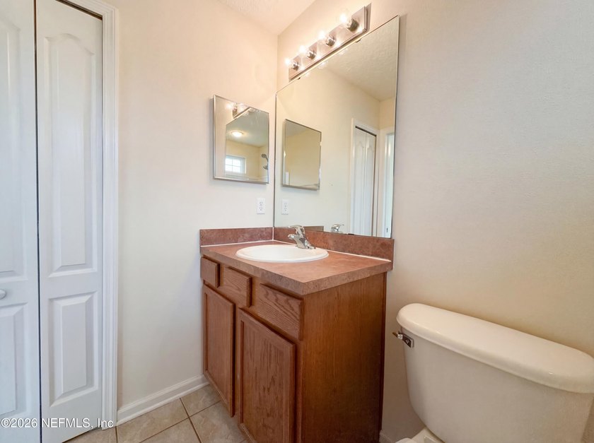 Situated on 1539 Biscayne Bay Dr, the interior layout provides a - photo 12