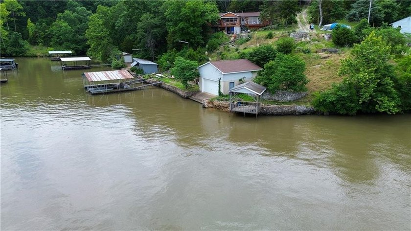 LAKE LIFE DOESN'T GET BETTER THAN THIS! Rare opportunity to own - photo 19