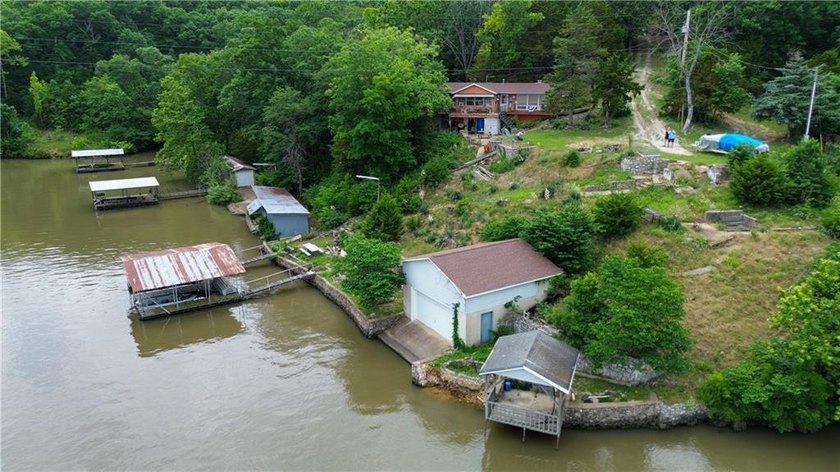 LAKE LIFE DOESN'T GET BETTER THAN THIS! Rare opportunity to own - photo 20