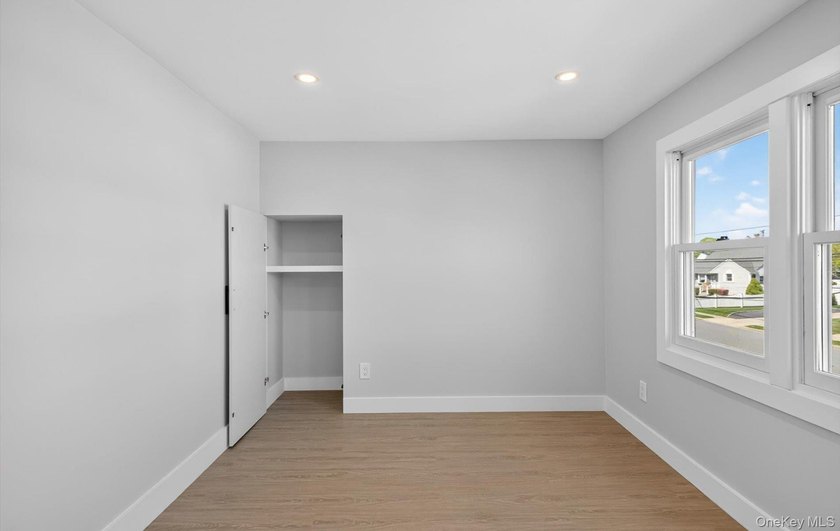 Beautifully renovated expanded Cape in the heart of West - photo 28